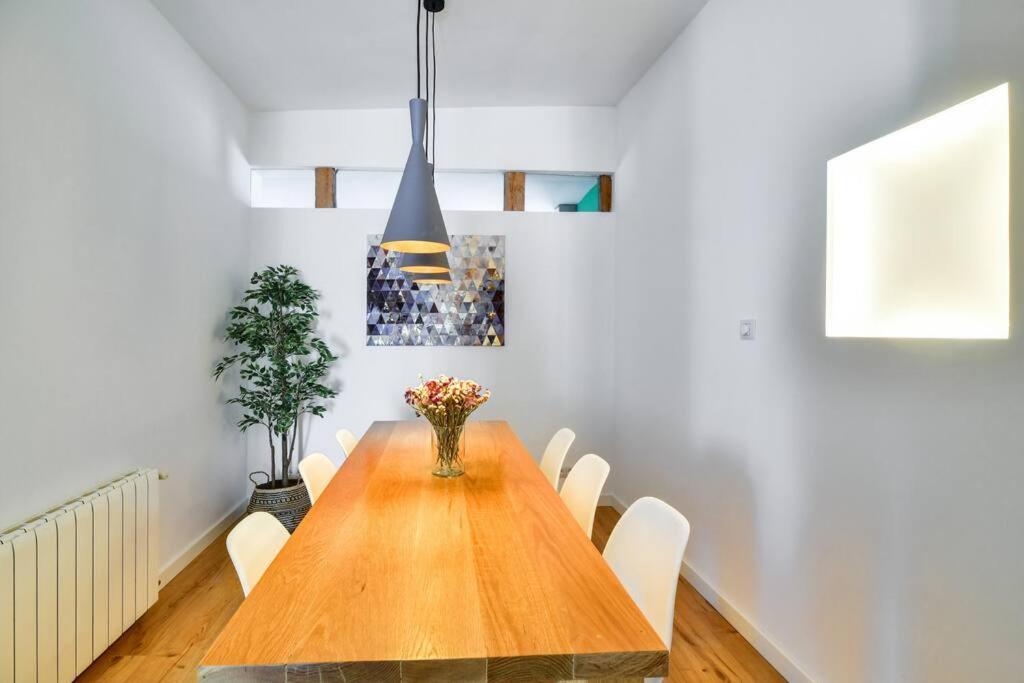 Big Stylish And Modern Apartment In Madrid Centre Экстерьер фото